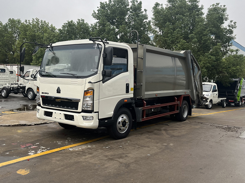 6CBM HOWO Garbage Compactor Truck