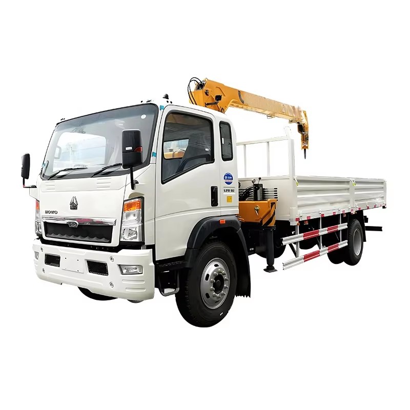 Sinotruk Howo Boom Crane Truck 5 Ton Truck Mounted Crane for Weight Lifting