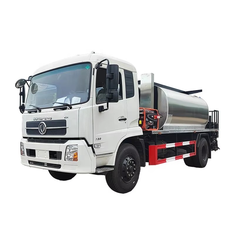 Dongfeng KR 1000 Gallon Asphalt Distributor Truck Emulsion Bitumen Sprayer Truck for Sale Road Asphl