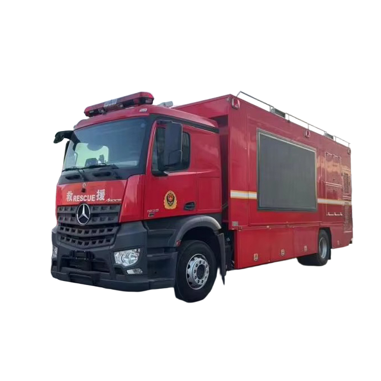 Large MOBILE COMMAND and CONTROL VEHICLES MCCV